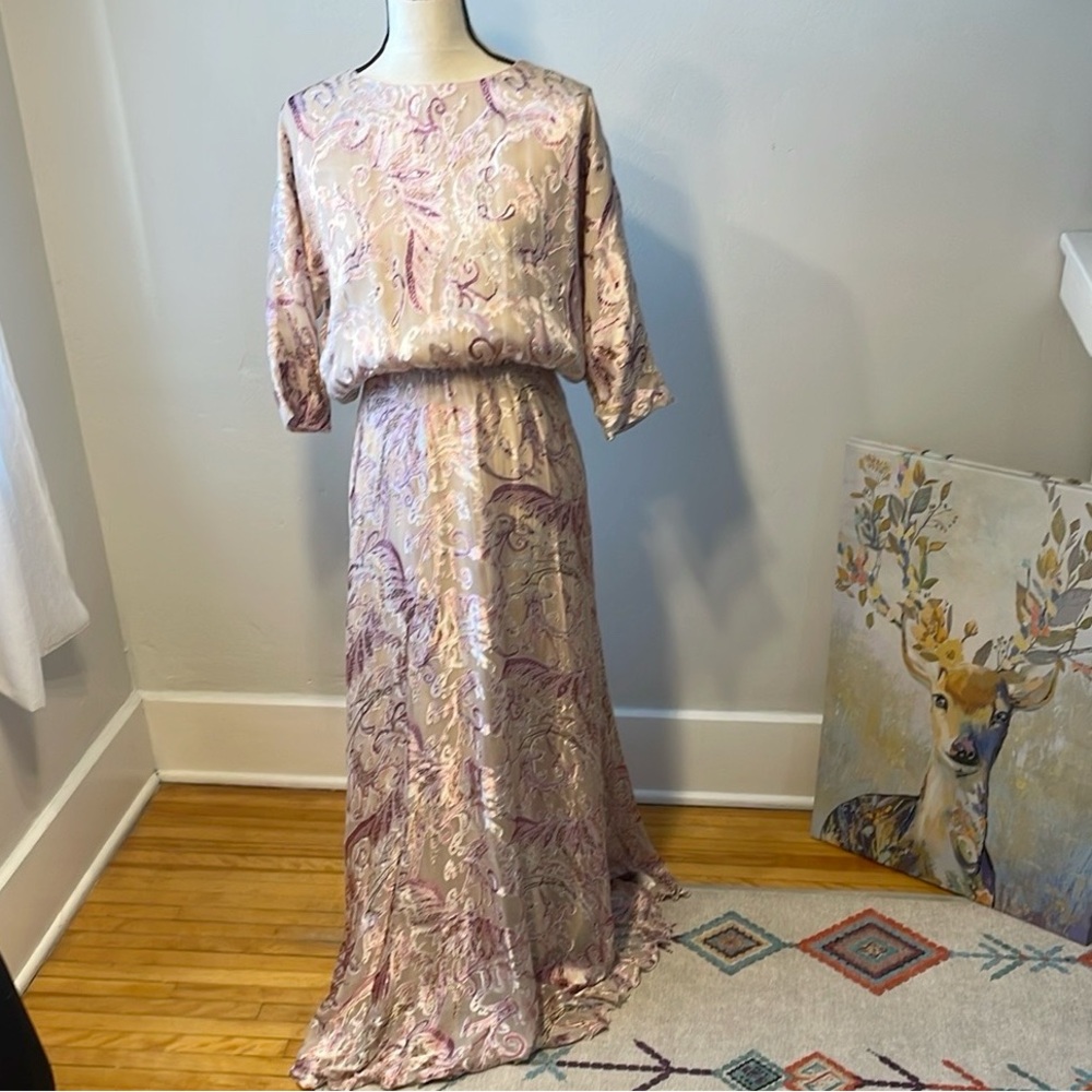 Von Vonni Silk satin printed gown